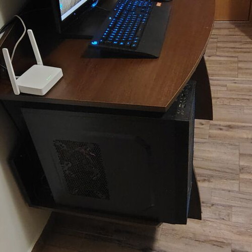 Full gaming set i7-6700 GTX 1060 6GB 1TB NVMe Logitech ViewSonic used
