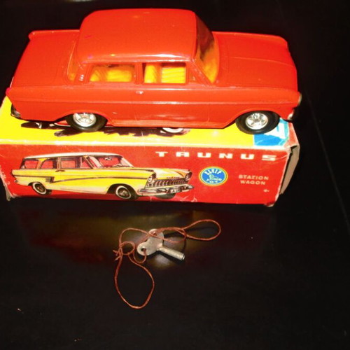 Opel Kadett wind-up toy used from Elvip 70s with box