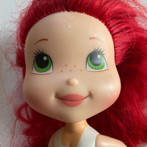 Συλλεκτική κούκλα Strawberry της Hasbro μεταχειρισμένη, 2008