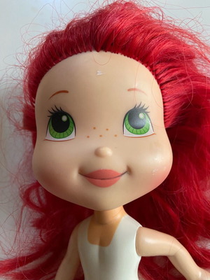 Συλλεκτική κούκλα Strawberry της Hasbro μεταχειρισμένη, 2008