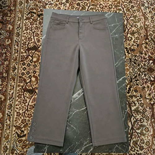 Adia capri pants brown like new with decorative buttons