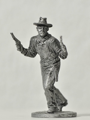 Lead soldier figure 6.2 cm like new