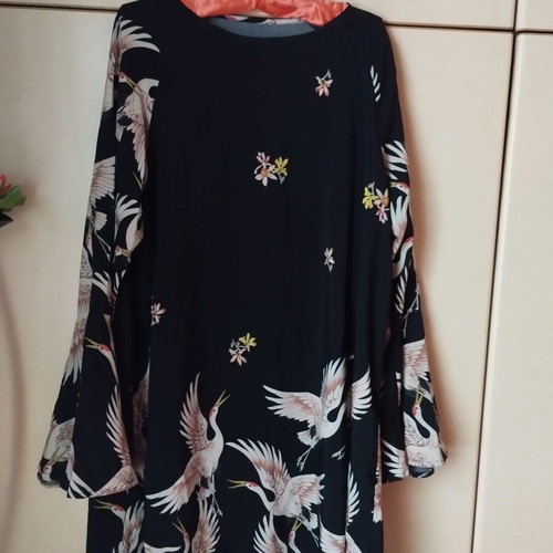 Japan Style Dress Abysse with Curvy Bell Sleeves, New