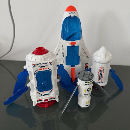 Space Station Set new