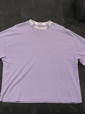 Hugo Boss original women's purple T-shirt, size M
