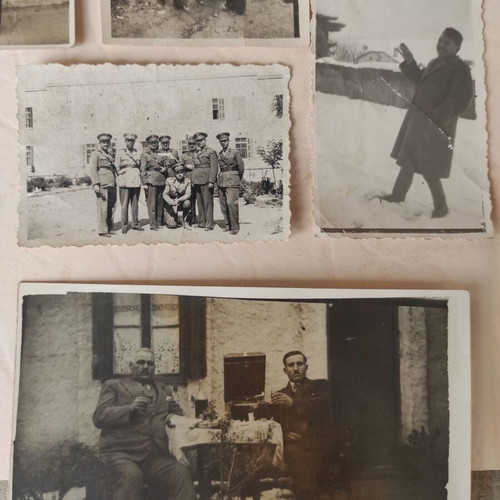 Old photos "A Different Greece" military 1935-1960, like new, pack of 12