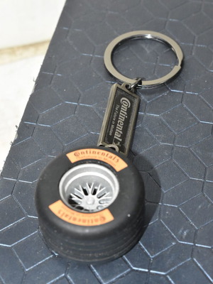 Continental keychain like new with tire and rim design