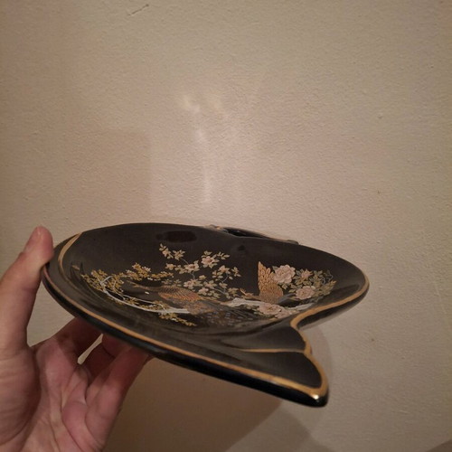 Decorative gilded platter like new, Japan