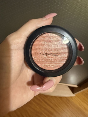 Mac Extra Dimension Blush Fairly Precious καινούργιο, ανοιχτό ροζ της σαμπάνιας