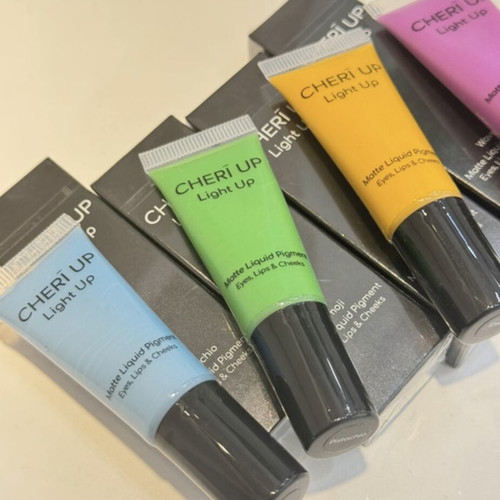 Cheri Up Light Up Tints new, liquid eyeshadows sealed