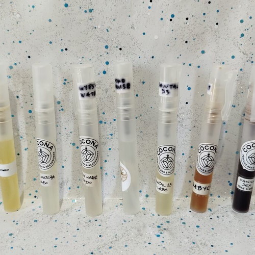 Perfume samples, pack of 9, used
