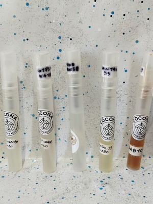 Perfume samples, pack of 9, used