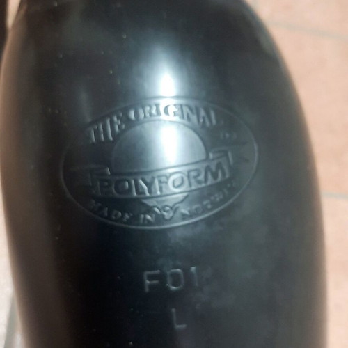 Boat fender Polyform black used, made in Norway, 63 cm