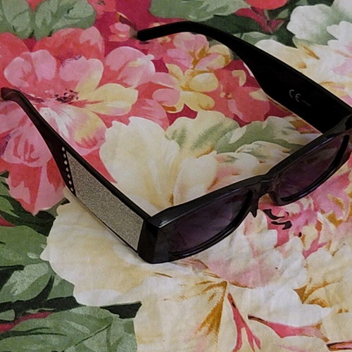 Sunglasses, black and silver