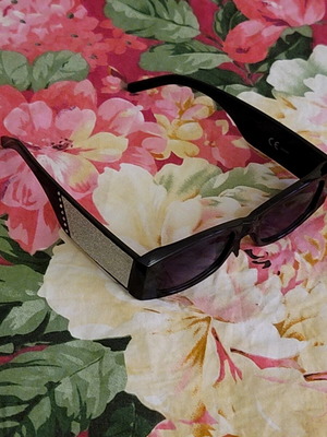 Sunglasses, black and silver