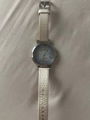 Fossil women's wristwatch new, white with blue dial and diamonds