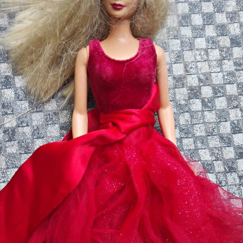 Barbie Very Velvet Mattel 1998 doll used with original crown and velour outfit