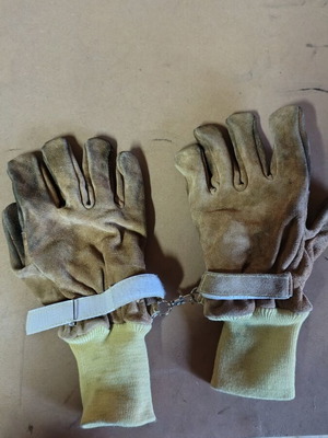 Firefighter gloves like new, small size