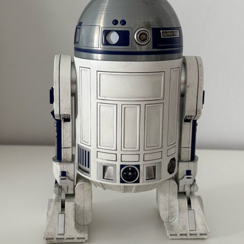 Hot Toys Star Wars R2D2 1:6 figure like new