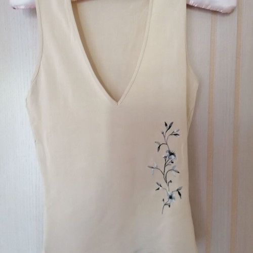 Swish jeans top S/M, beige with floral detail