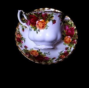 Φλιτζάνι τσαγιού με το πιατάκι Royal Albert "old country roses" bone china England 73'-93'