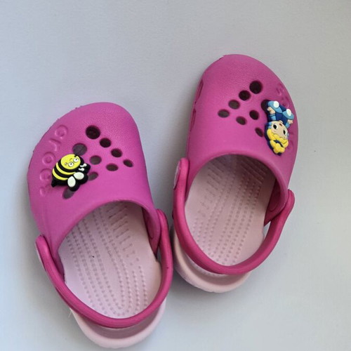 Crocs C4 size 19 like new