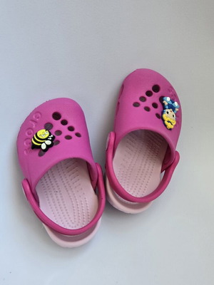 Crocs C4 size 19 like new