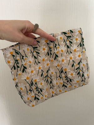 Small toiletry bag like new