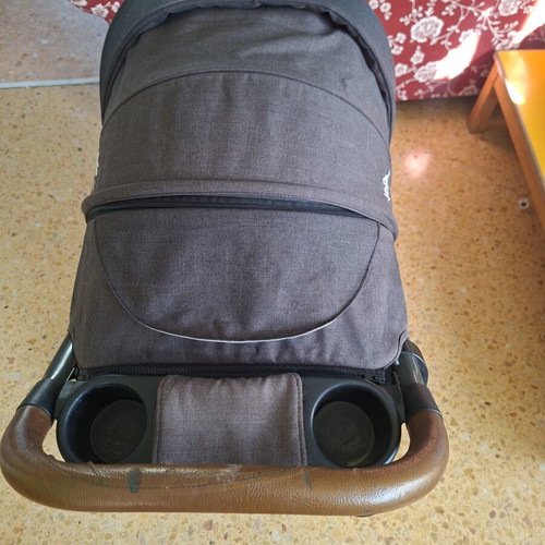 Joie Signature Baby Stroller used, good condition