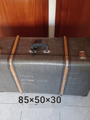 Vintage 70's suitcase trunk, large, 85×50×30 cm