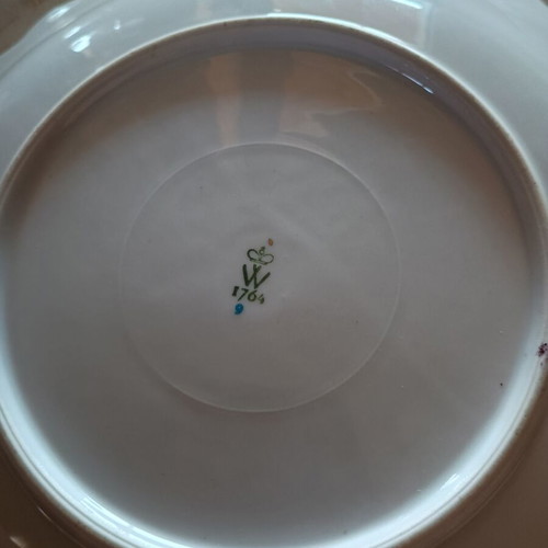 Wallendorf vintage porcelain bowl with floral motif, like new