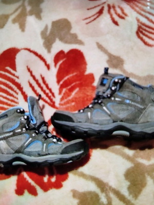 Karrimor women's hiking boots like new, gray and turquoise