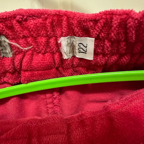 Velvet red pants for 7 years old, 122 cm like new
