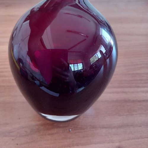 Handmade glass vase, like new, 21 cm height