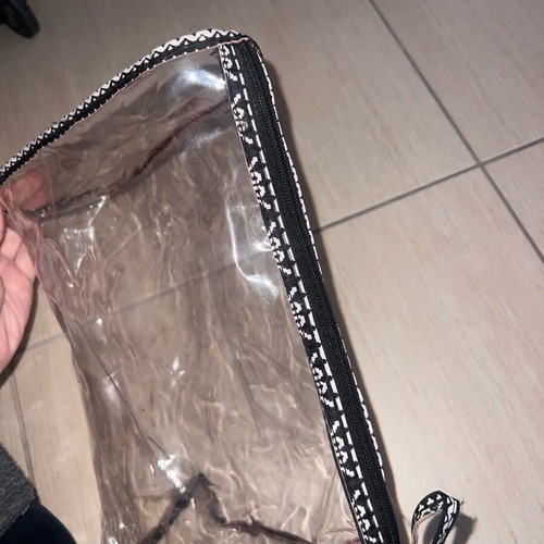 Make up bag large, transparent, like new