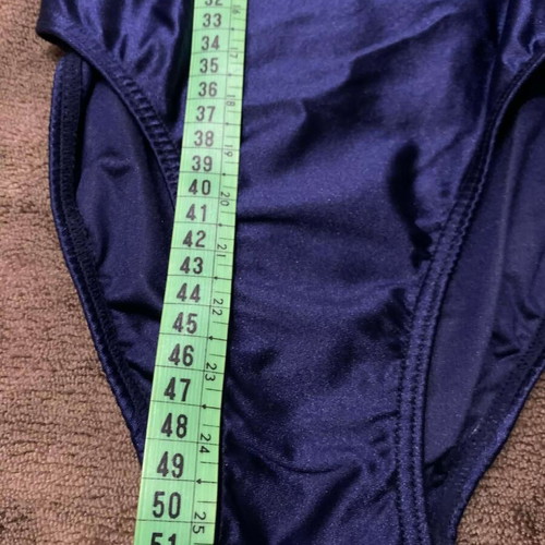 Arena sports swimsuit and cap like new, size 7-8 years