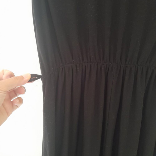 Black knee-length dress with V-neck, used, size M