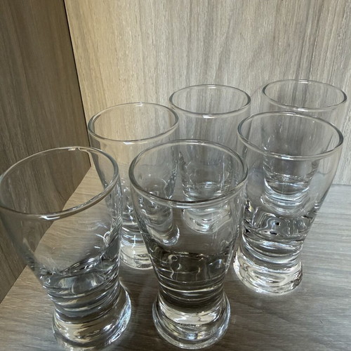 Shot glasses set of 6, like new, glass