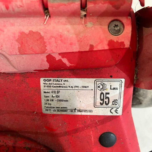 Lawnmower with Briggs & Stratton engine used, includes grass catcher