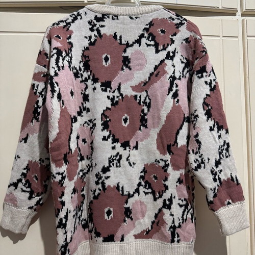 Pullover like new, size S/M, beige and pink