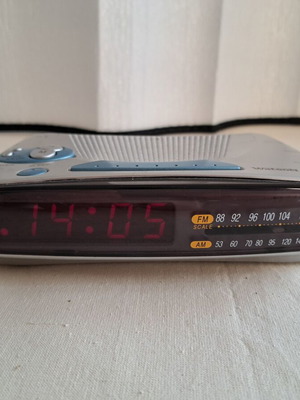 Ραδιορολόι Watson UR 4511.