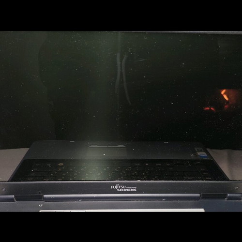 Fujitsu Siemens Amilo Pi2530 laptop used for parts or repair