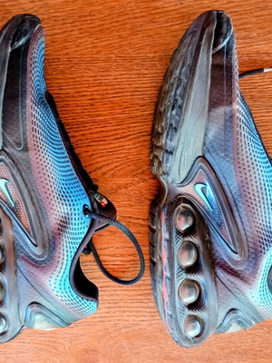 Nike Air Max DN 2024 sneakers like new, black and blue, size 42