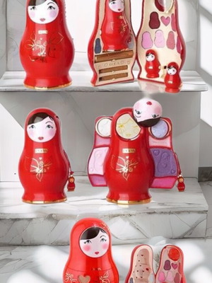 Pupa Babuska collectible makeup case like new