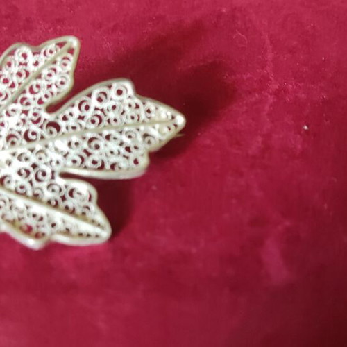 Silver 1000 Grade Handmade Brooch, Leaf Design