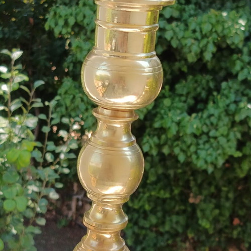 Brass Church Candleholder like new, decorative manual