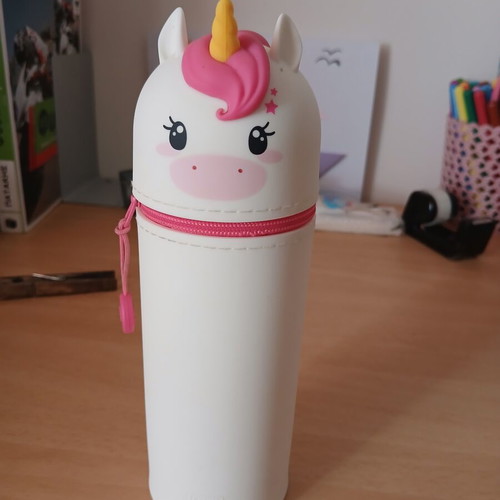 Legami silicone unicorn pencil case like new