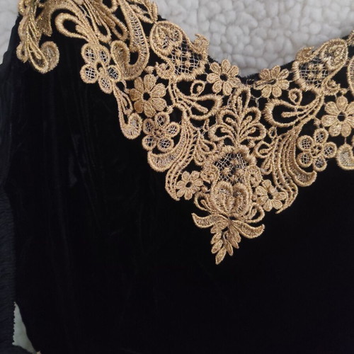 Velvet vintage Marnie West evening dress like new, black with gold embroidery