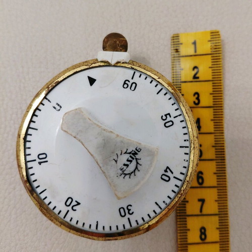 Lessing metal timer from the 1960s used