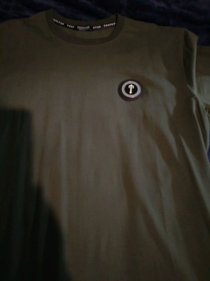 Trapstar mako t-shirt khaki, like new, size XL